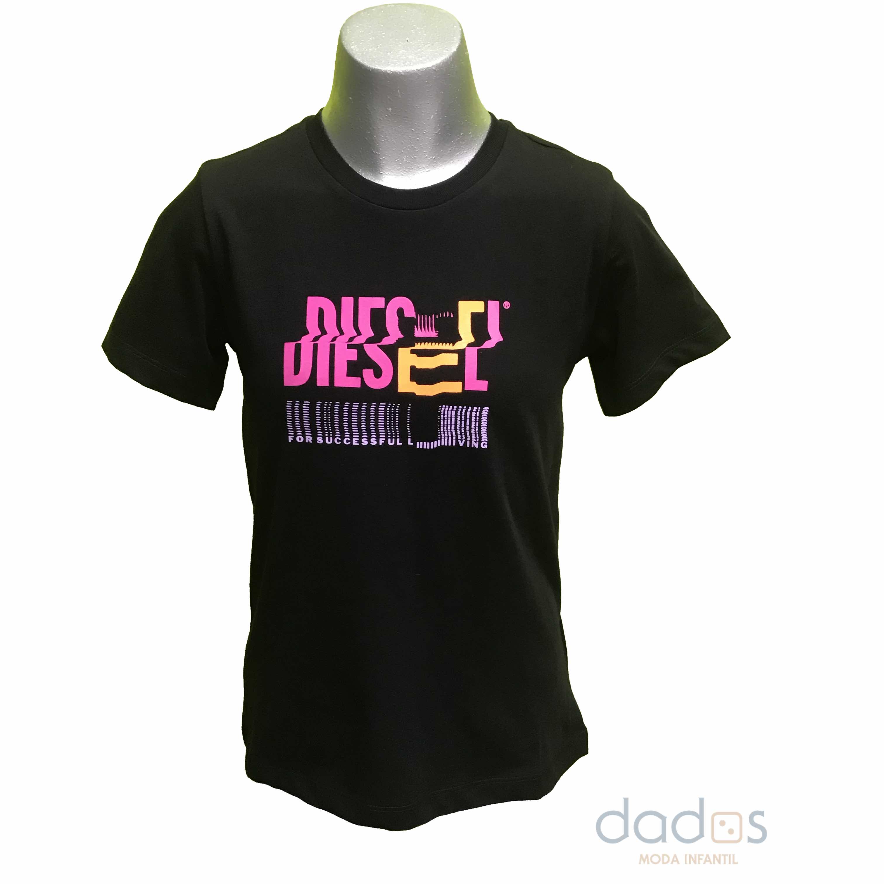 Diesel camiseta negra logo letras irregulares | Dados moda infantil ...